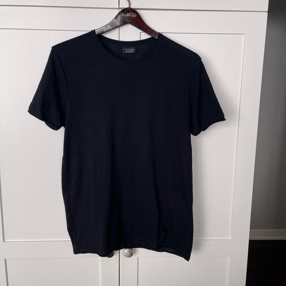 Zara Men’s Crewneck Short Sleeve Black Sweater, Size Large